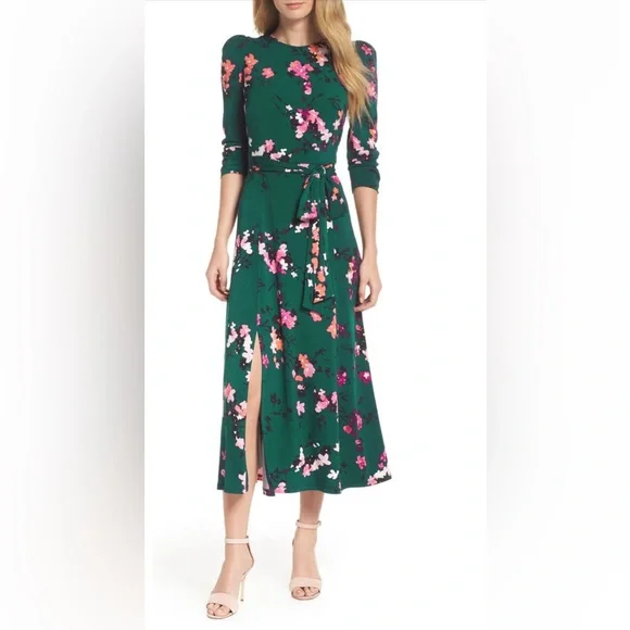eliza j green dress Pre-Loved Eliza J, Split Neck Shift Dress, Green, Size 6 – Elle & Beck